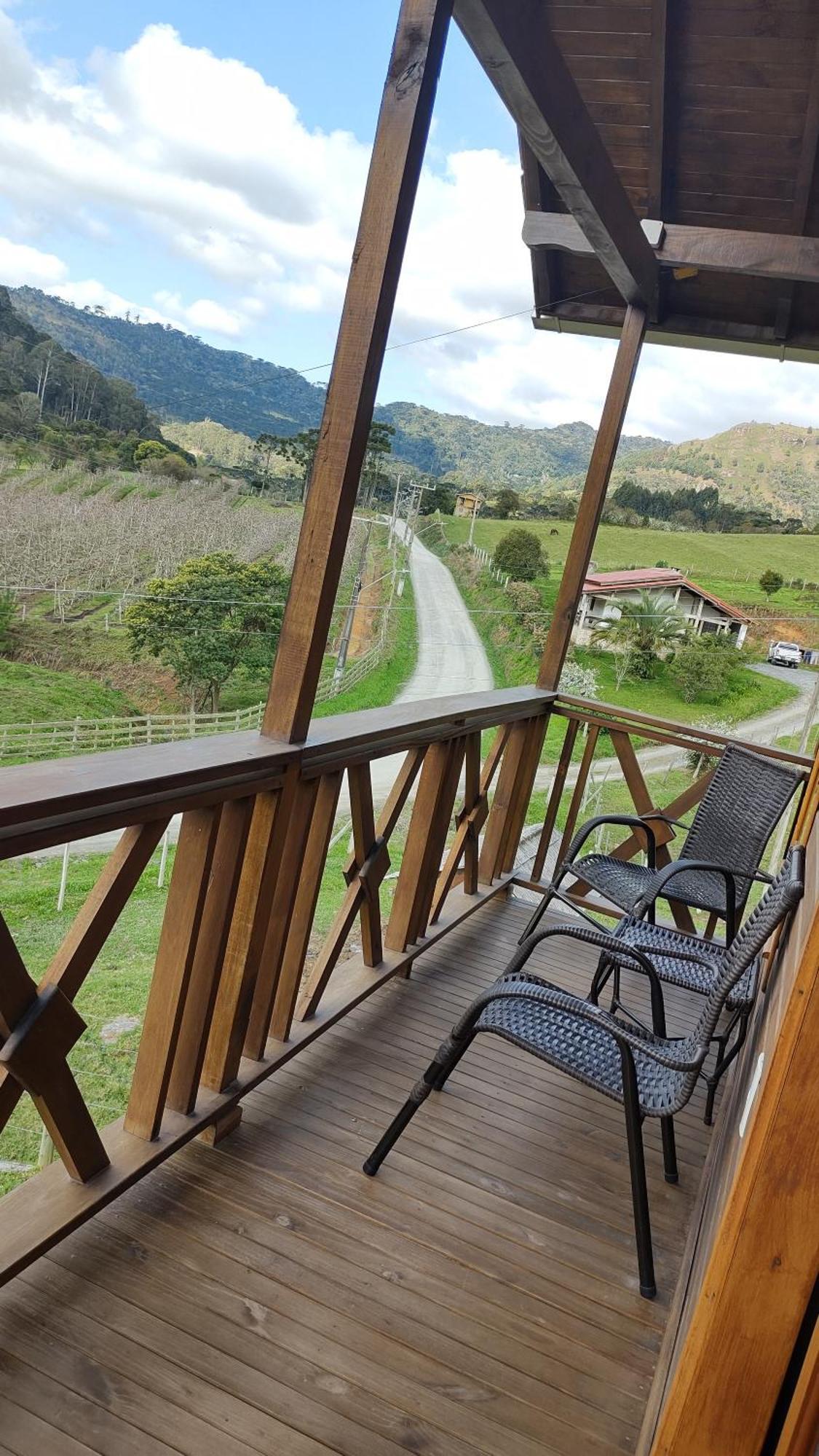 Chale Vista Araucarias Lodge Urubici